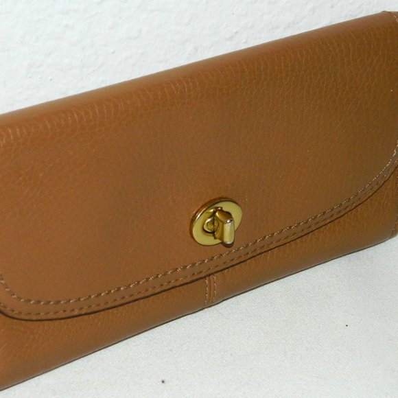 Coach Pebbled Leather Trifold Wallet - Picture 1 of 6